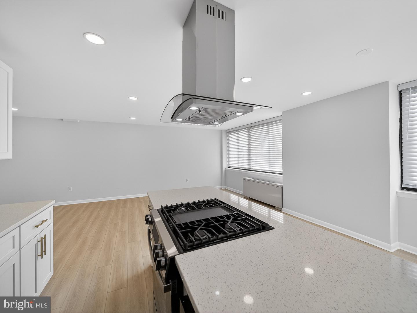 CARLYN PLACE - Residential