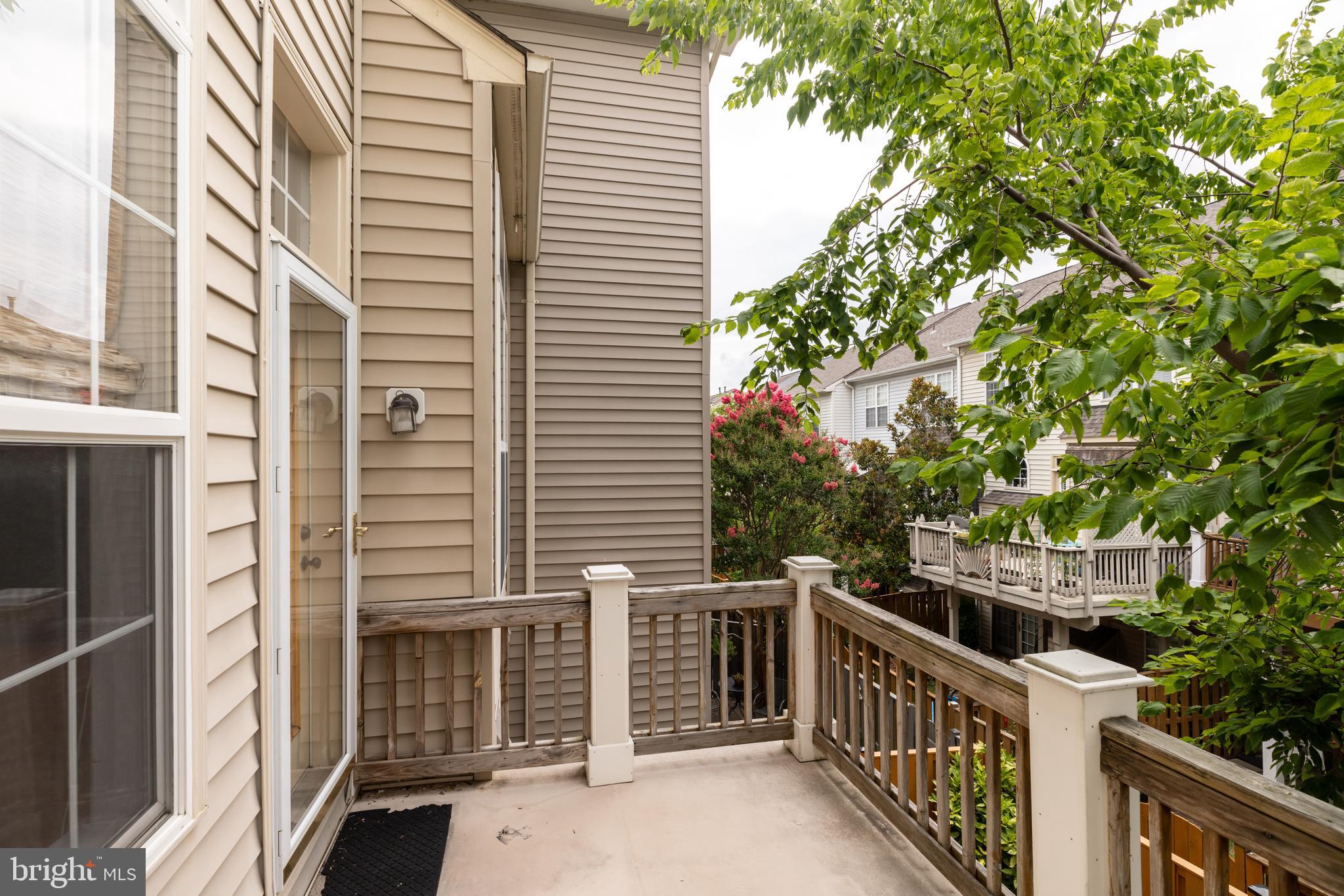 STONEGATE - Residential