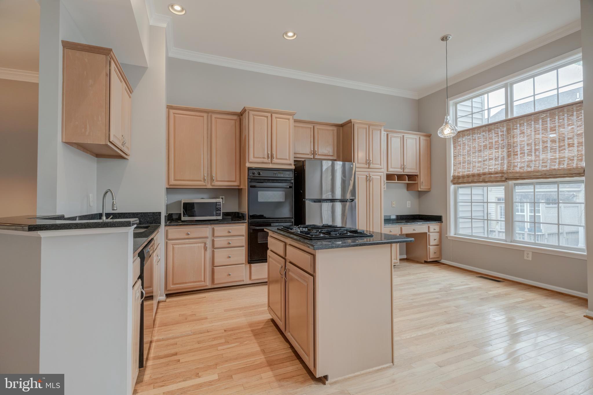 STONEGATE - Residential