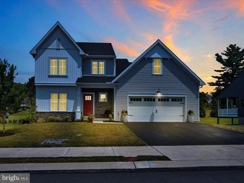 Photo of 67 Lake View Road, Ephrata, PA 17522 (MLS # PALA2052428)