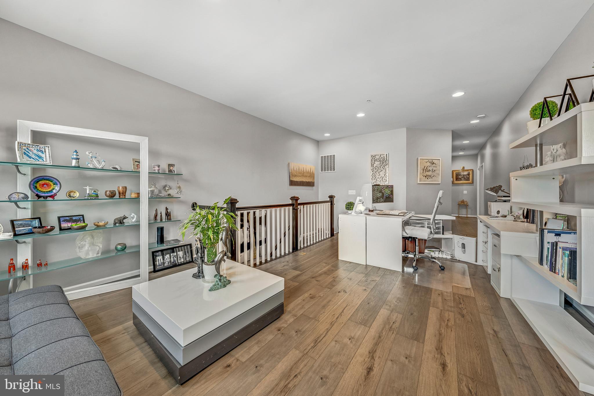 CADENCE AT LANSDOWNE - Residential