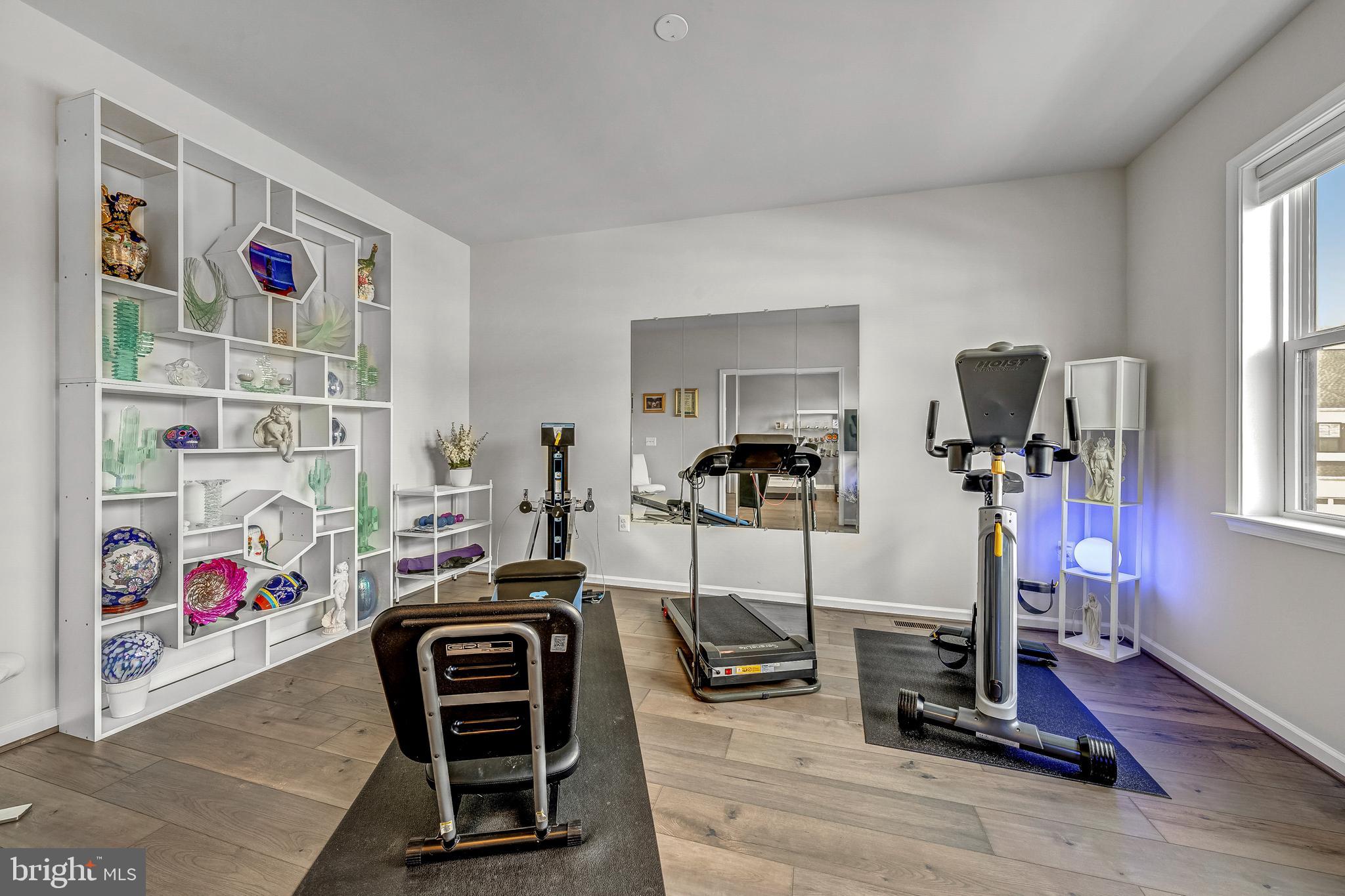 CADENCE AT LANSDOWNE - Residential