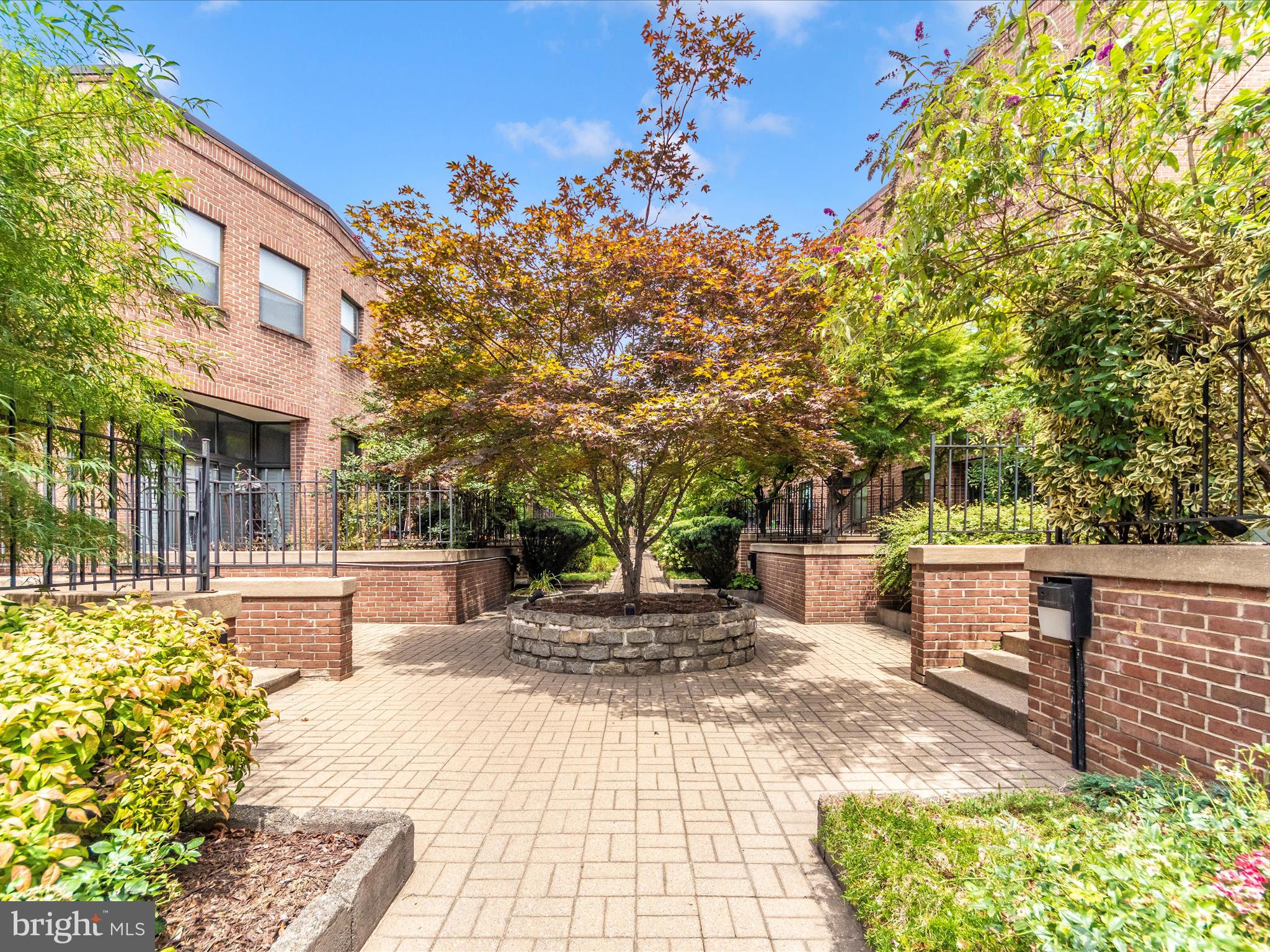 MOUNT VERNON PLACE HISTORIC DISTRICT - Residential