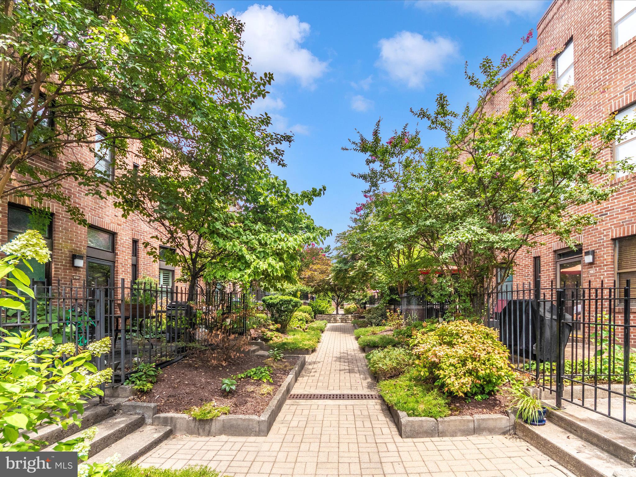 MOUNT VERNON PLACE HISTORIC DISTRICT - Residential