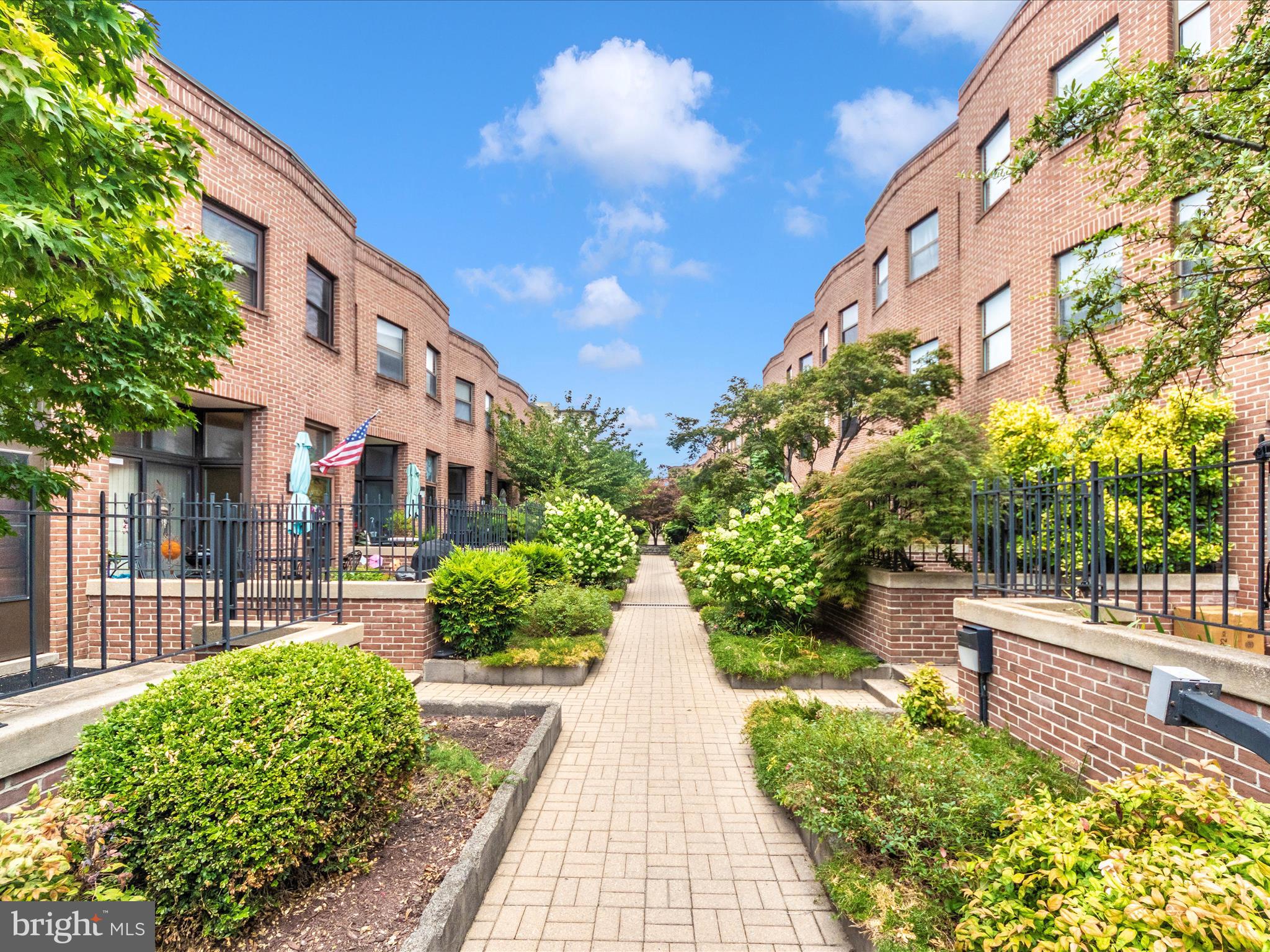 MOUNT VERNON PLACE HISTORIC DISTRICT - Residential