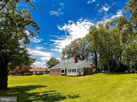 201 BUENA VISTA AVENUE CAMBRIDGE MD 21613