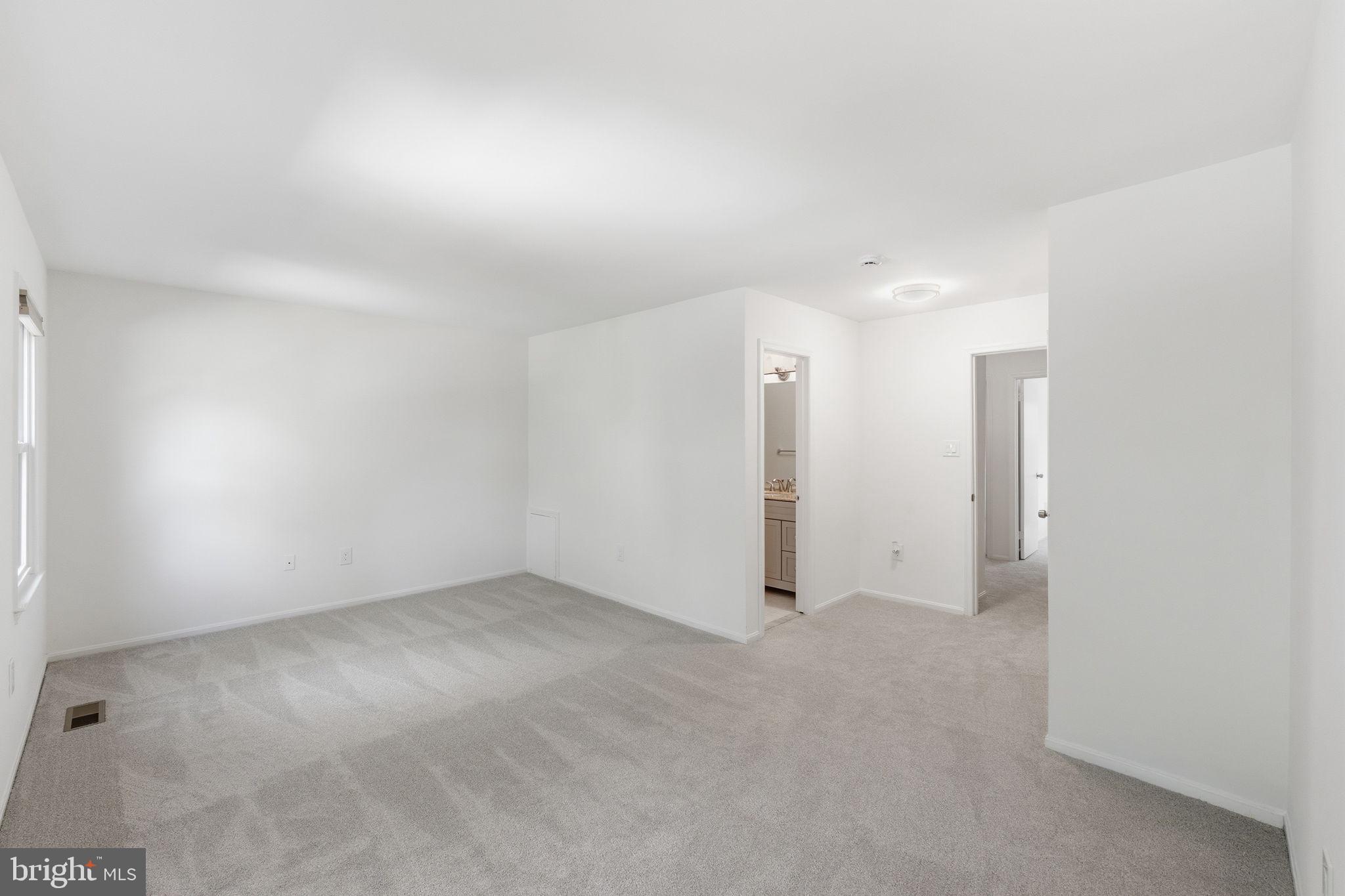 INVERNESS KNOLLS - Residential