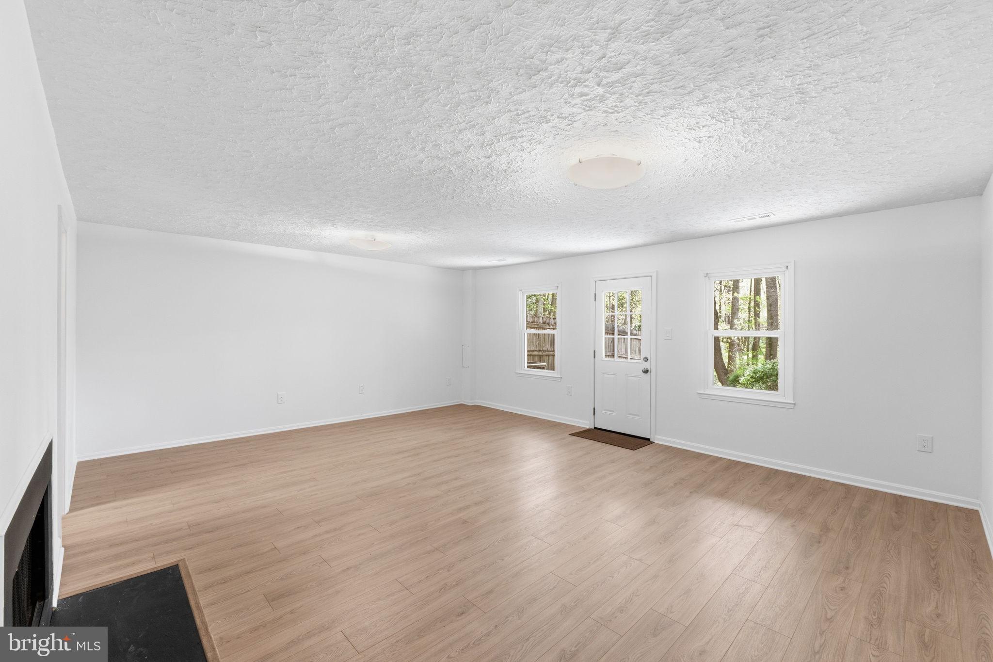 INVERNESS KNOLLS - Residential