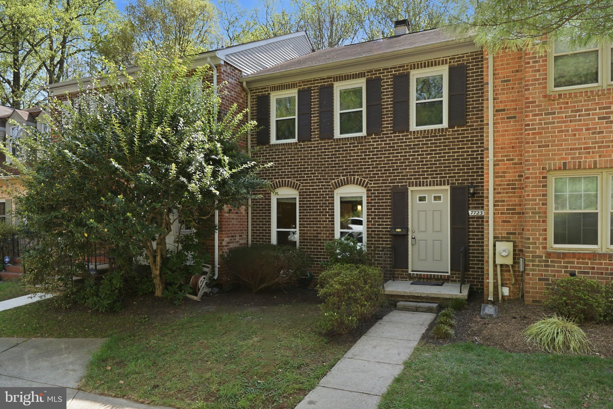 INVERNESS KNOLLS - Residential