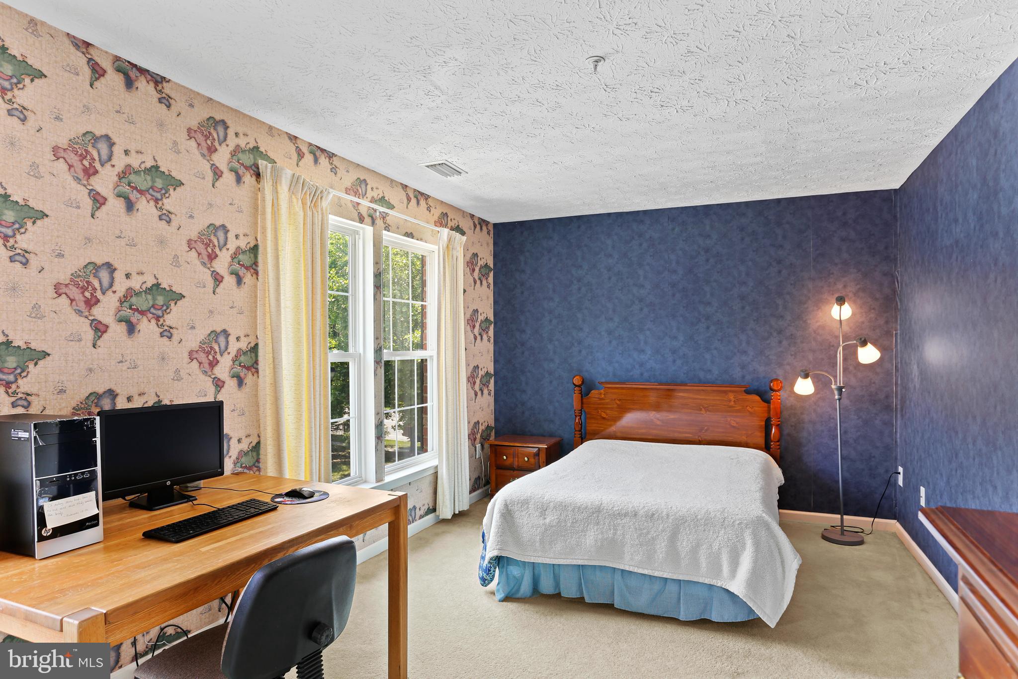 FOX CHASE - Residential