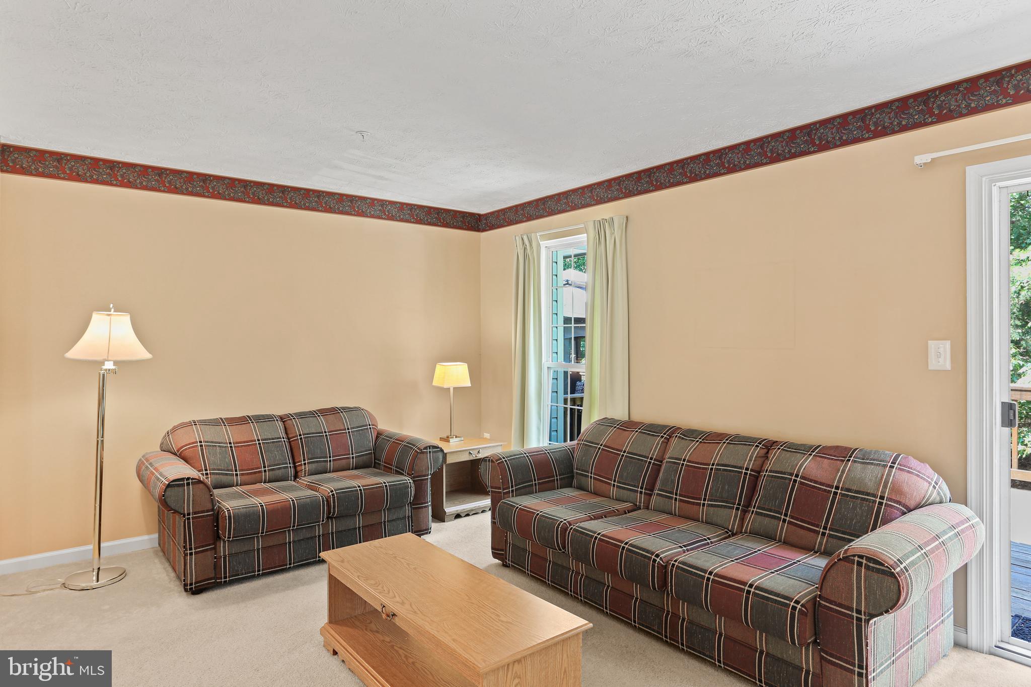 FOX CHASE - Residential