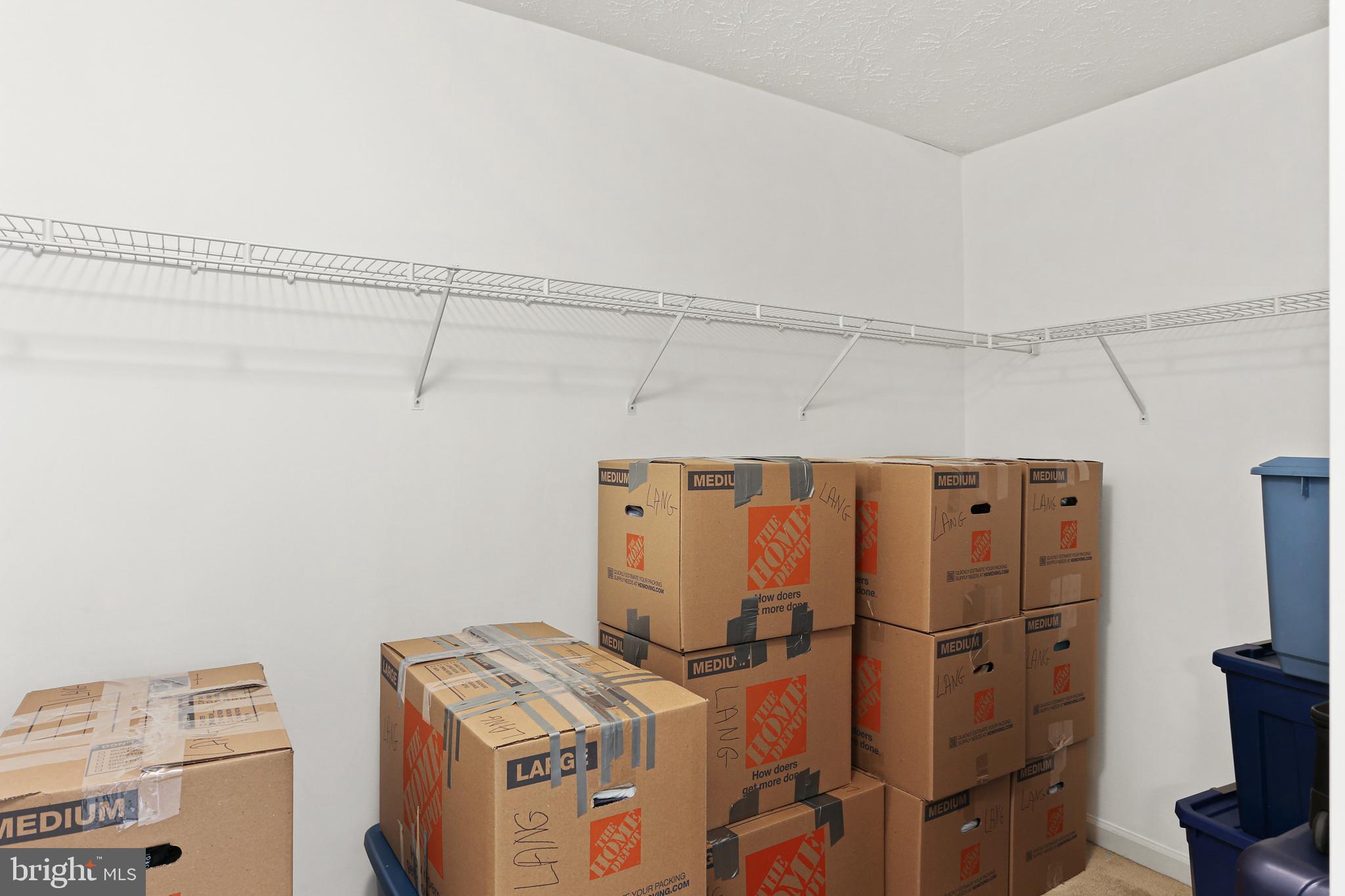 FOX CHASE - Residential