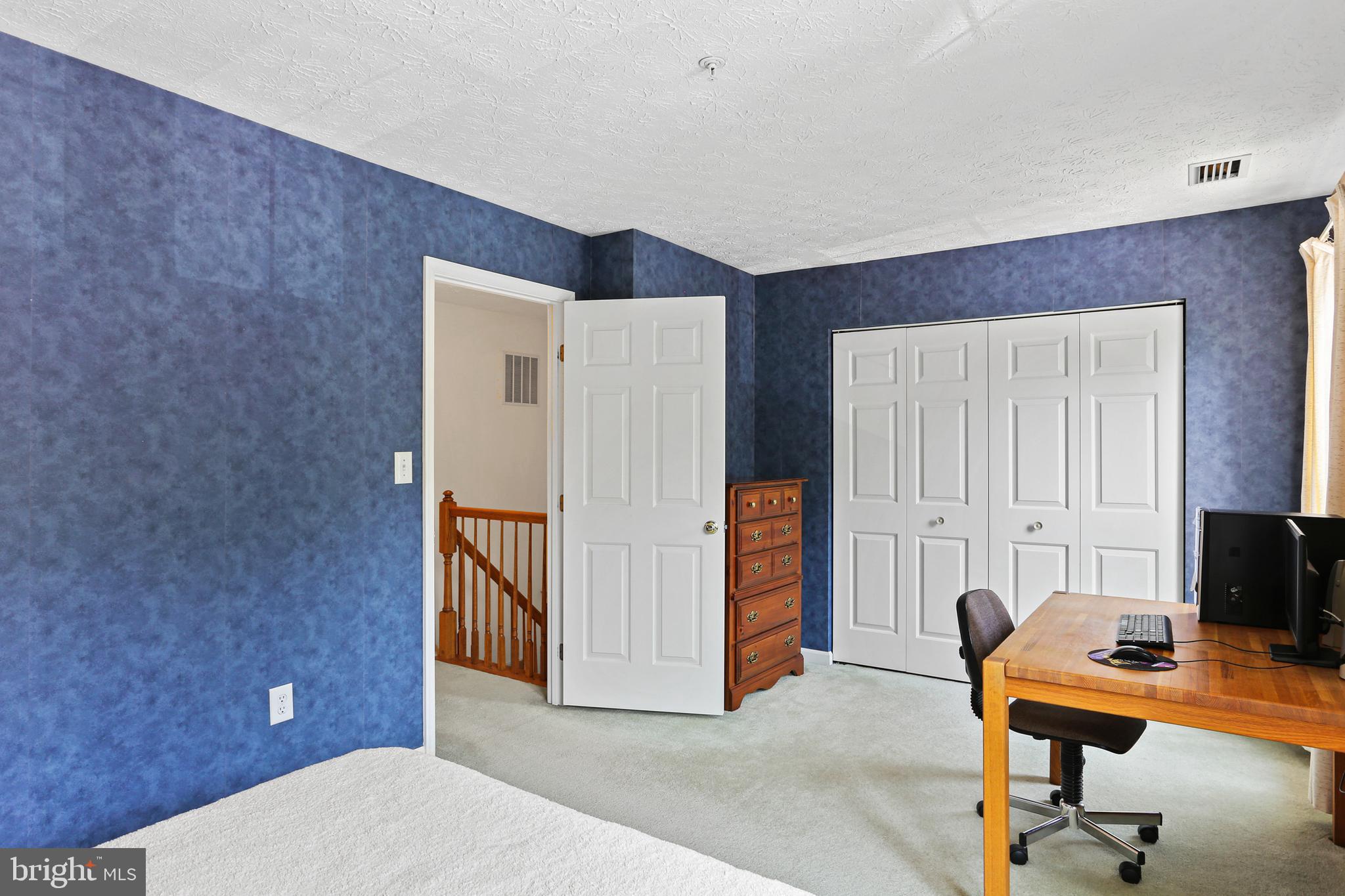 FOX CHASE - Residential