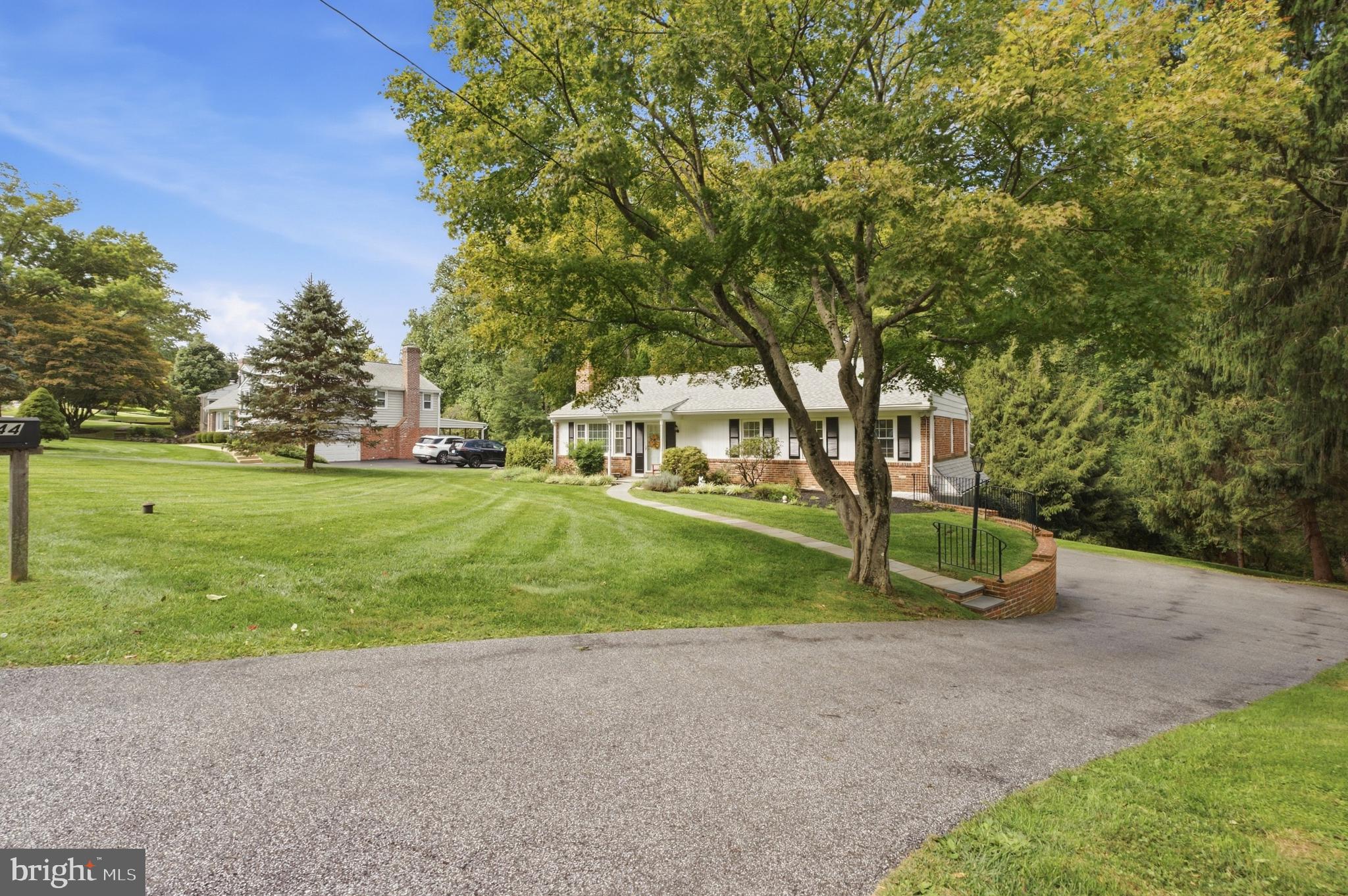 144 BROOKSIDE ROAD