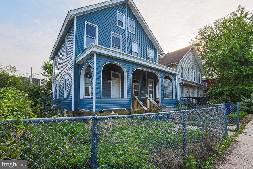 Location Location Location! 5 rooms and 2 bathrooms Fully renovated including New Roof.Upper level has an additional approx 350 SF finished sq ft not included in the tax record.  Attractive location. Quiet dead-end street Excellent neighbors. Close to everything you need.
All offers are welcome!