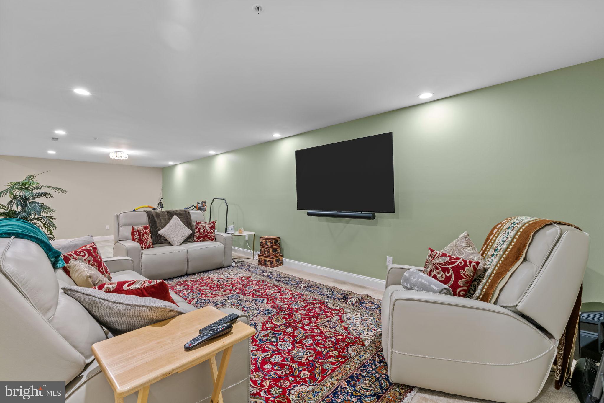 WHITE SPRINGS AT PROVIDENCE - Residential