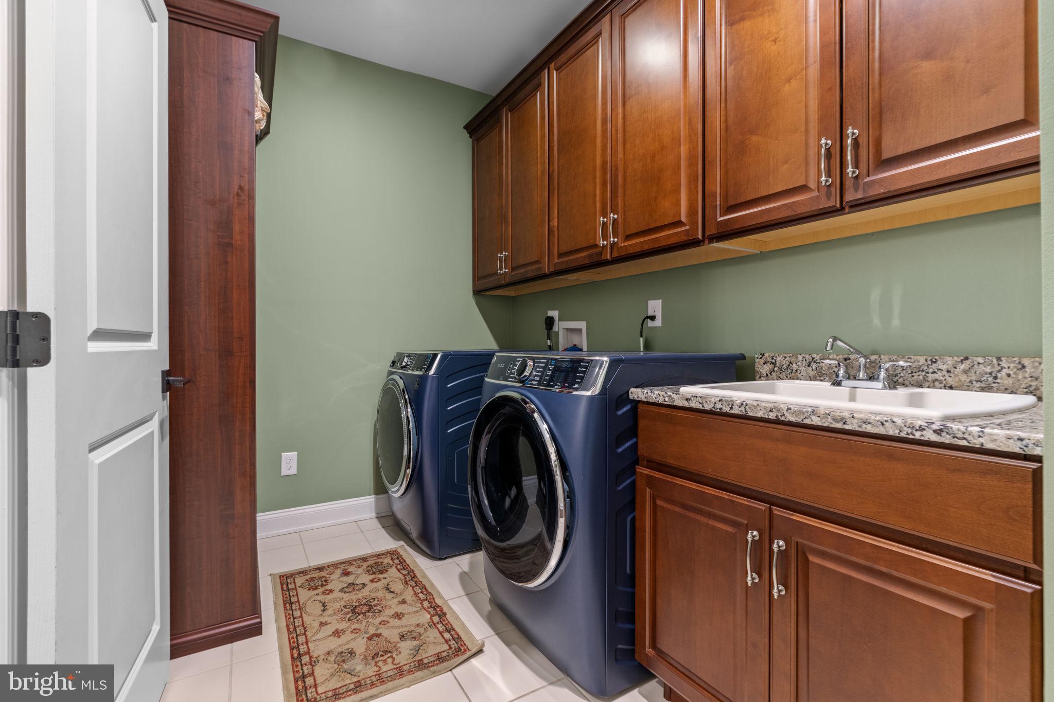 WHITE SPRINGS AT PROVIDENCE - Residential