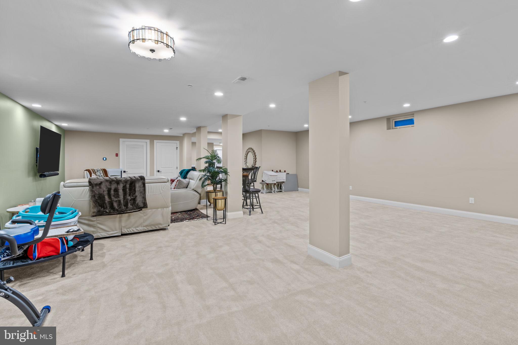 WHITE SPRINGS AT PROVIDENCE - Residential