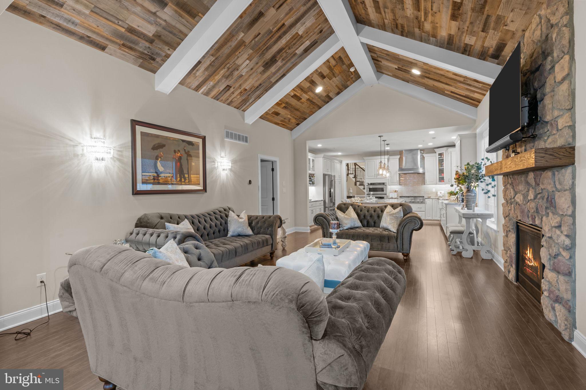 WHITE SPRINGS AT PROVIDENCE - Residential