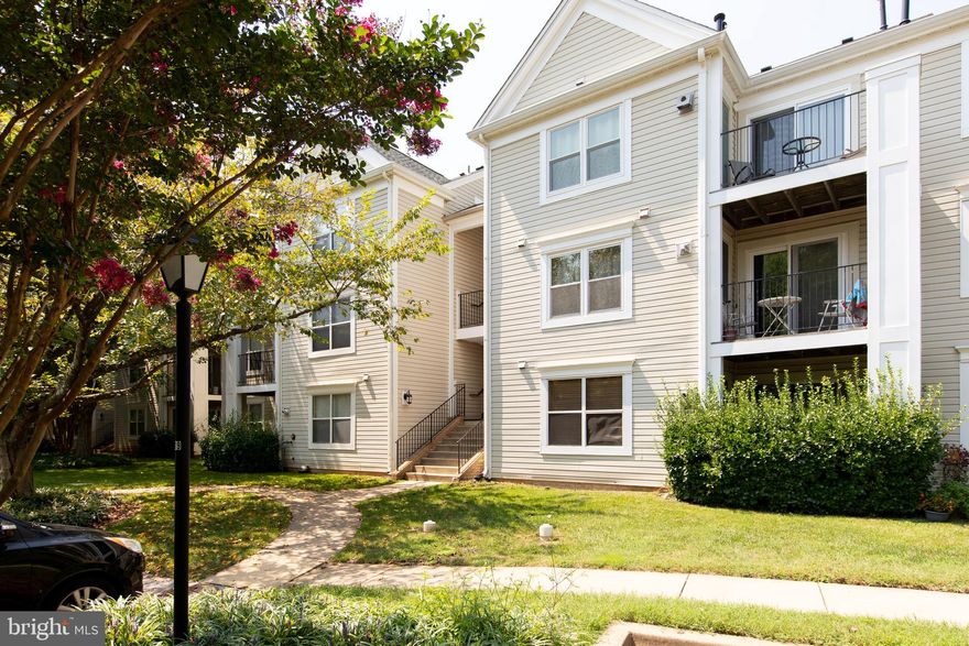 Great property at a great price! Top floor unit with vaulted ceiling and sky-lights. Just painted. Removed POPCORN ceiling! New flooring in kitchen. Very quiet... no one above you. Nice, clean, and ready to move in. Gas fireplace in the living room, very open floor plan. Storage closet in the hallway and open parking too! Excellent commuting location -- conveniently accessible to the Inter-county Connector (ICC)/MD-200, I-270, Shady Grove Metro, Etc...). Short distance to Downtown Crown that contains plenty of entertainment, dining, L.A. Fitness, Starbucks, Harris Teeter, and many more retail shops. Also close to RIO and Shady Grove Hospital also! Condo offers well-maintained landscaping, Swimming Pools, and Tennis Courts - all right around the corner.