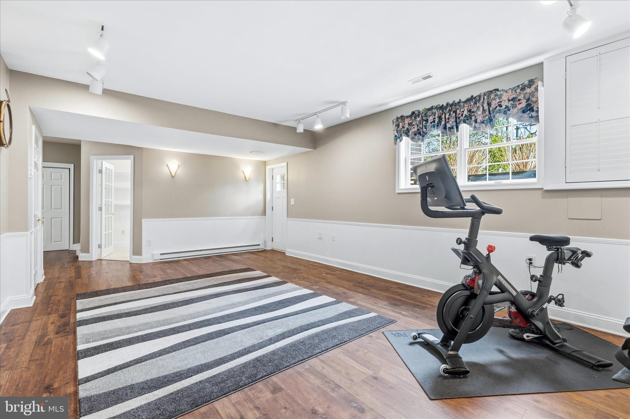 SHIPLEYS CHOICE - Residential