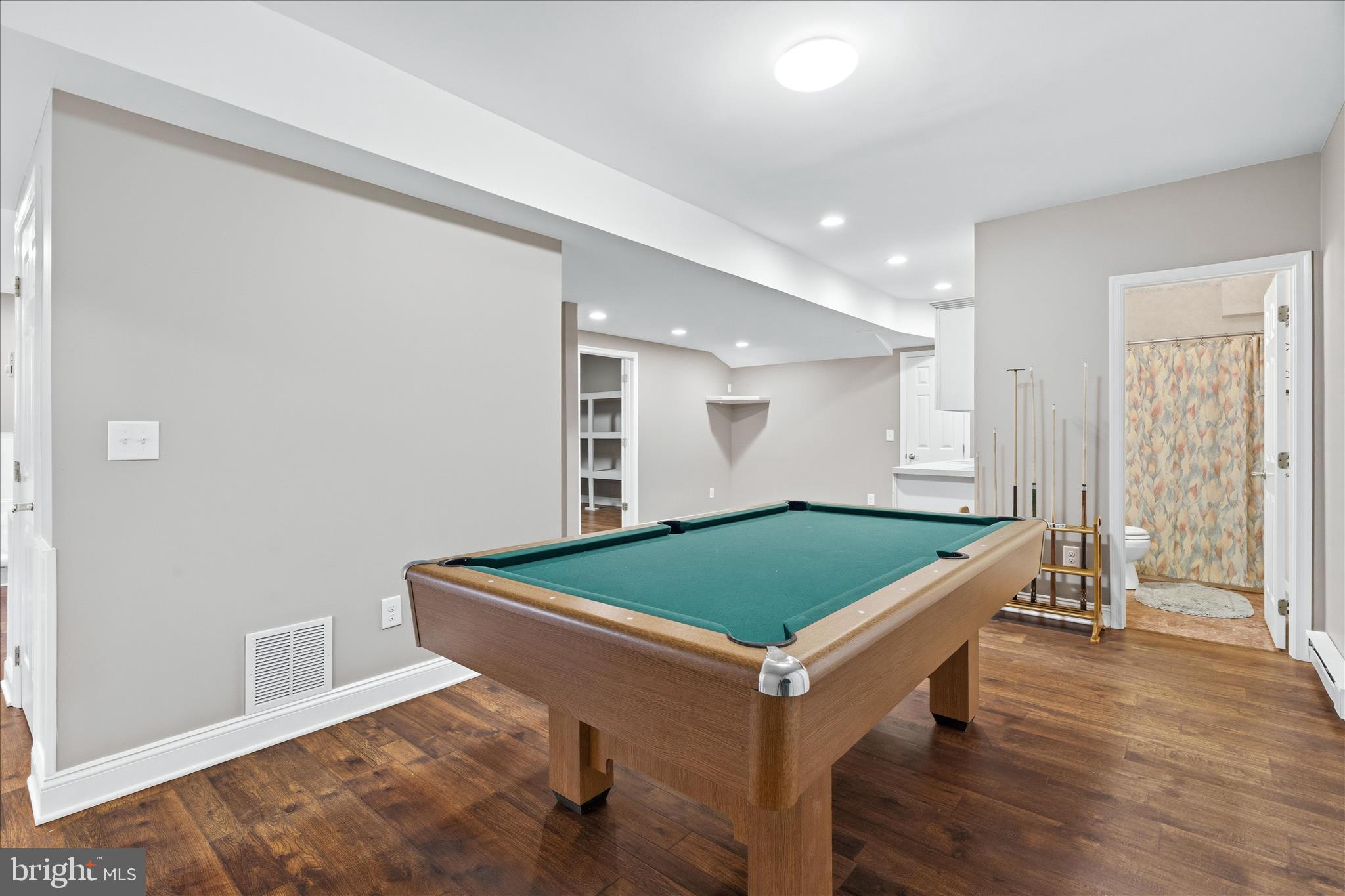 SHIPLEYS CHOICE - Residential