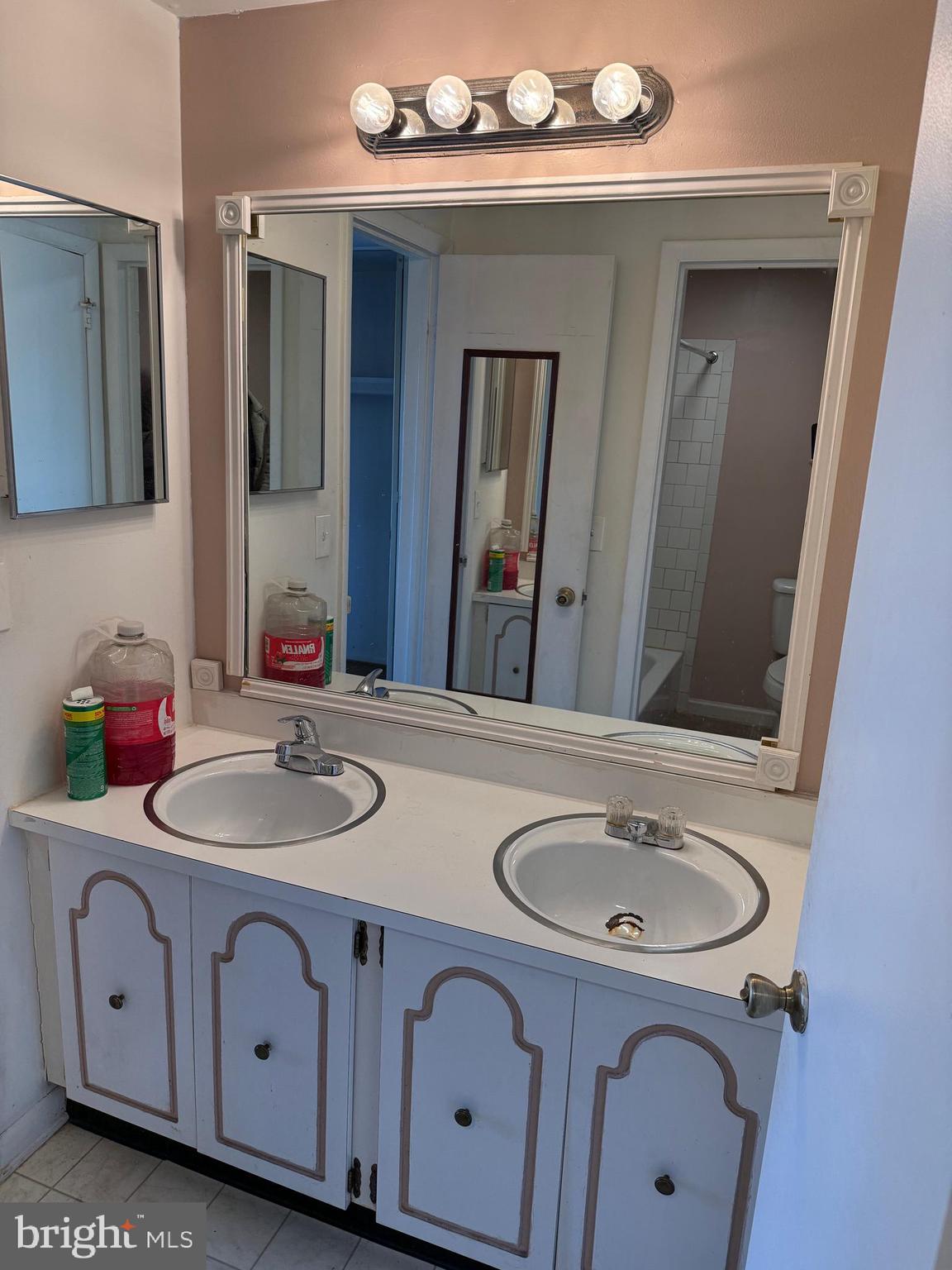 SUGARLAND RUN - Residential