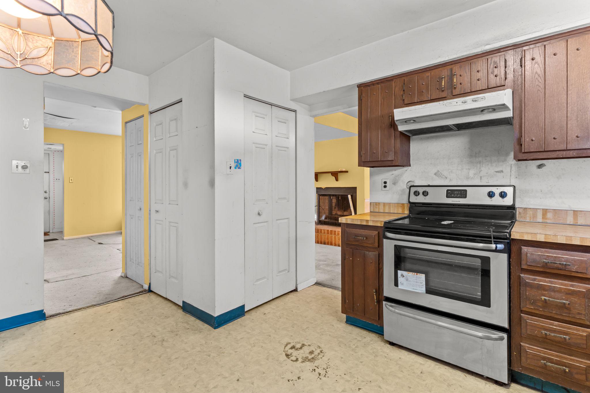 NESHAMINY VALLEY - Residential