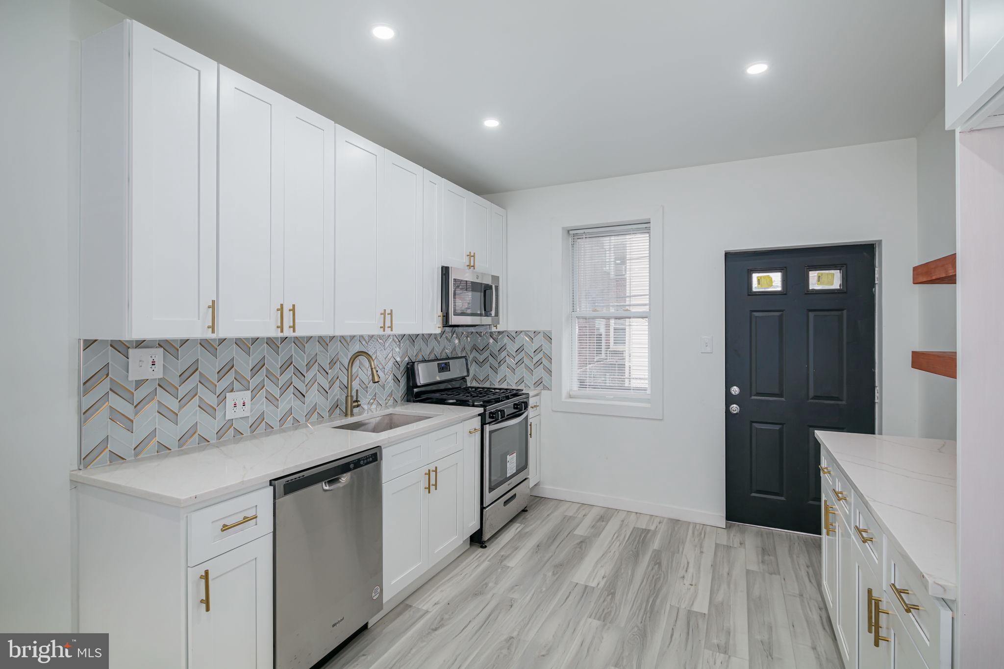 COBBS CREEK - Residential