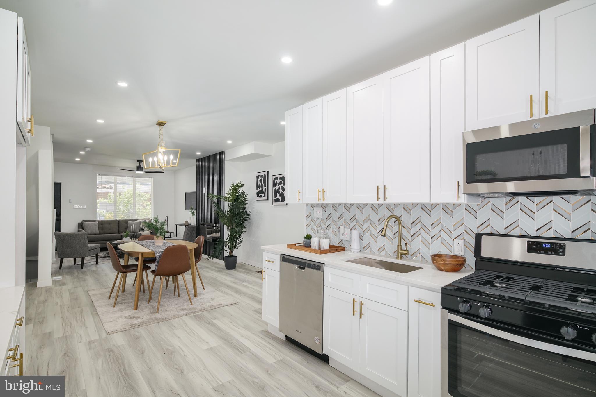 COBBS CREEK - Residential