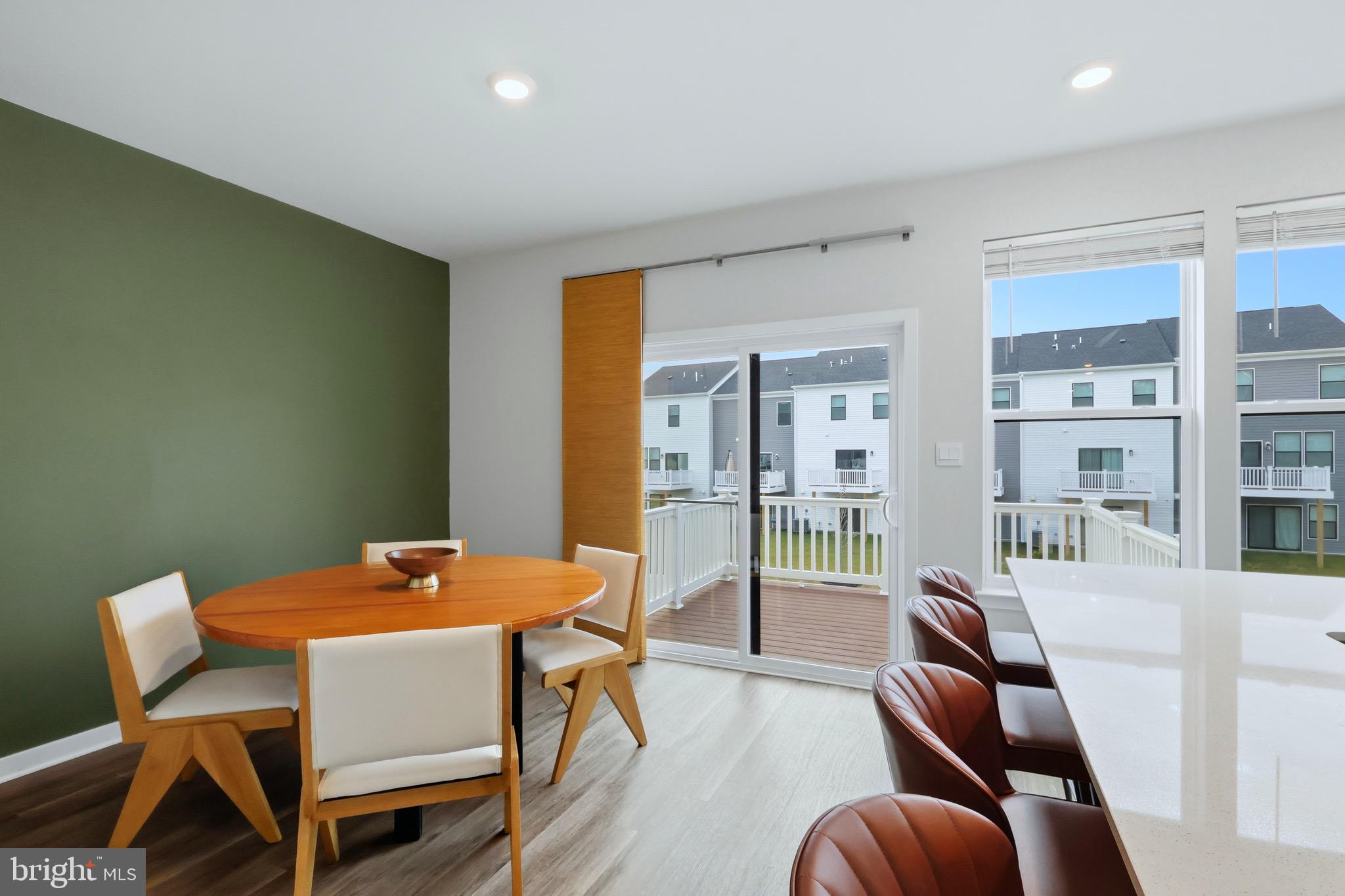 PINEGROVE - Residential Lease