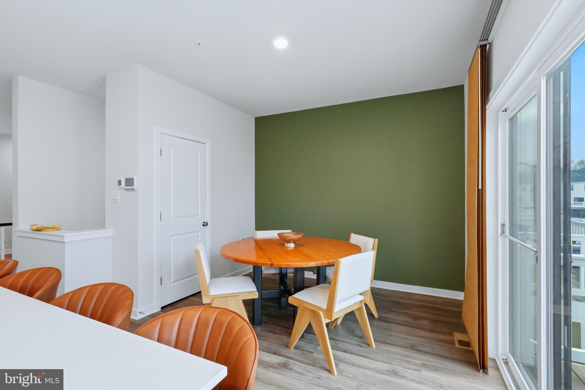 PINEGROVE - Residential Lease