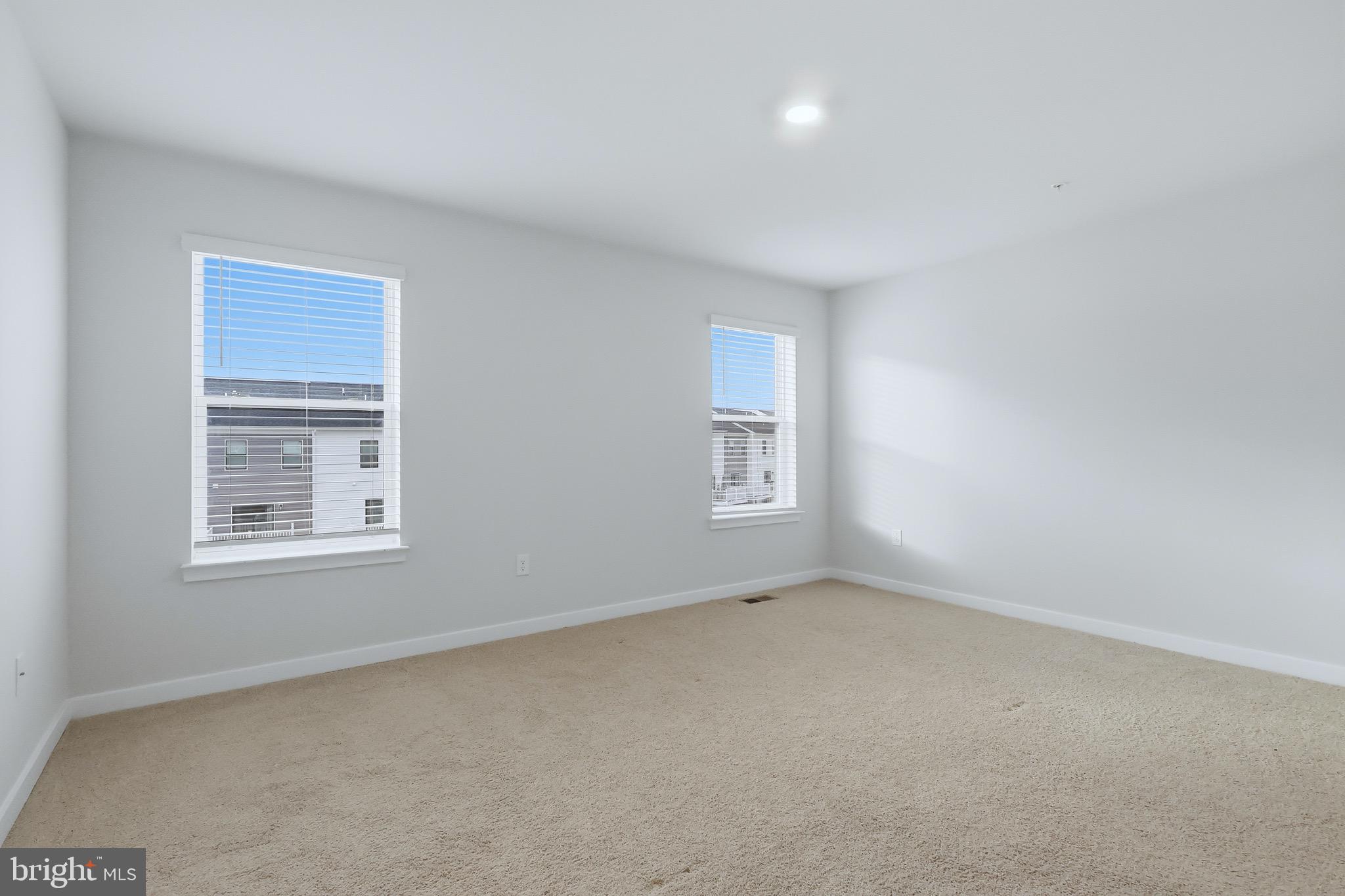 PINEGROVE - Residential Lease