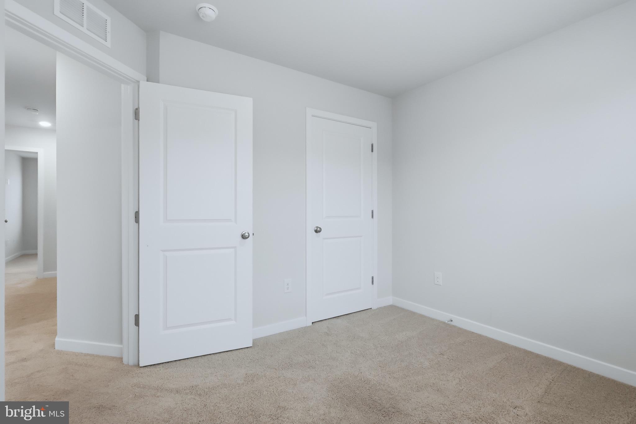 PINEGROVE - Residential Lease