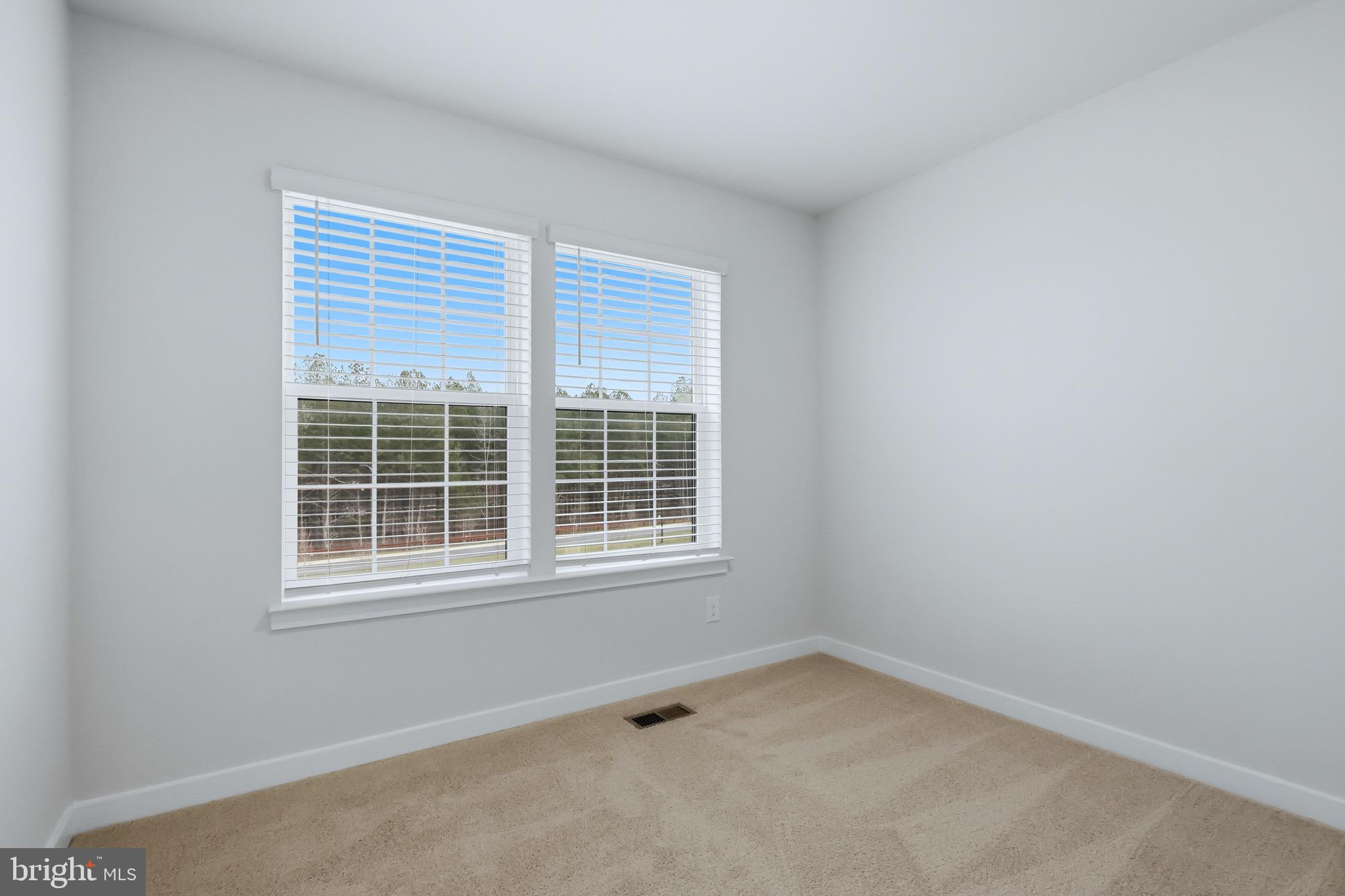 PINEGROVE - Residential Lease