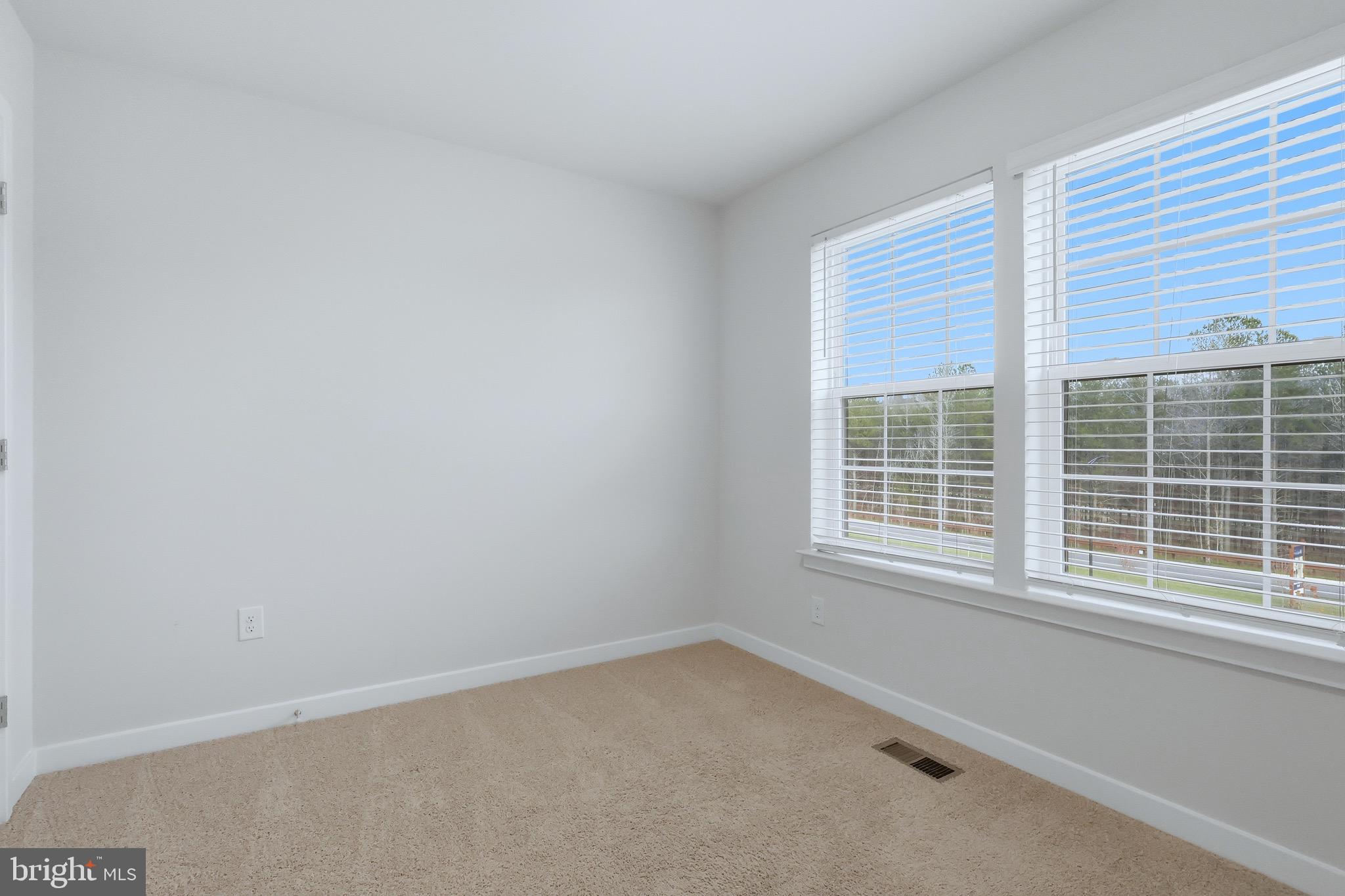 PINEGROVE - Residential Lease