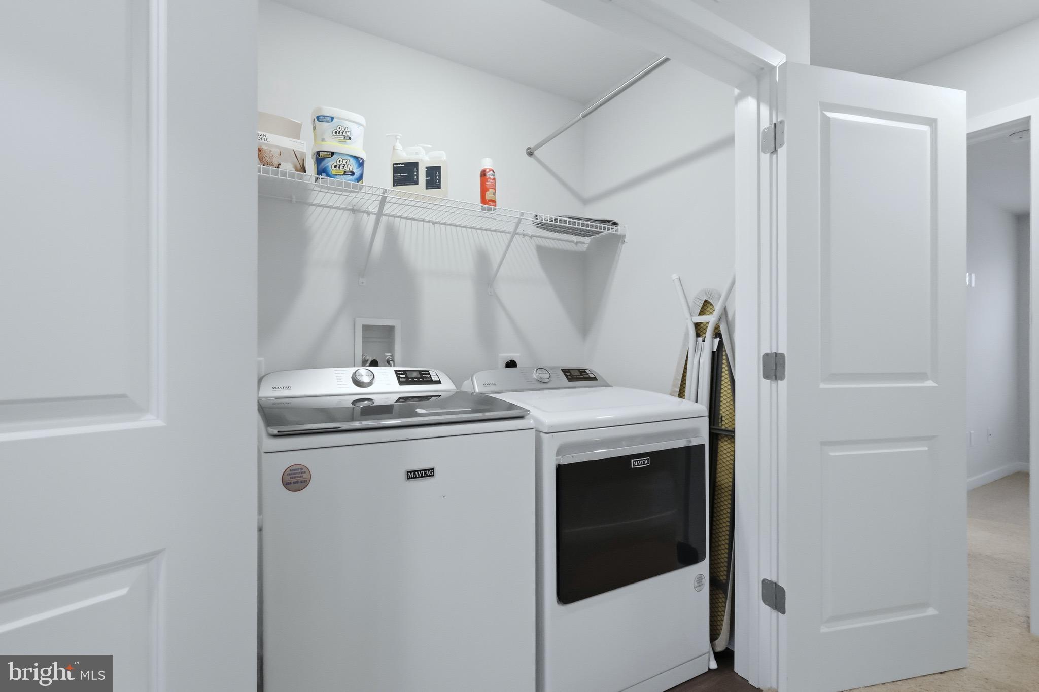 PINEGROVE - Residential Lease