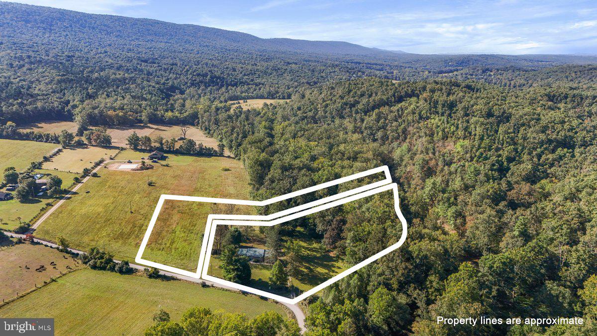 SLEEPY CREEK - Residential