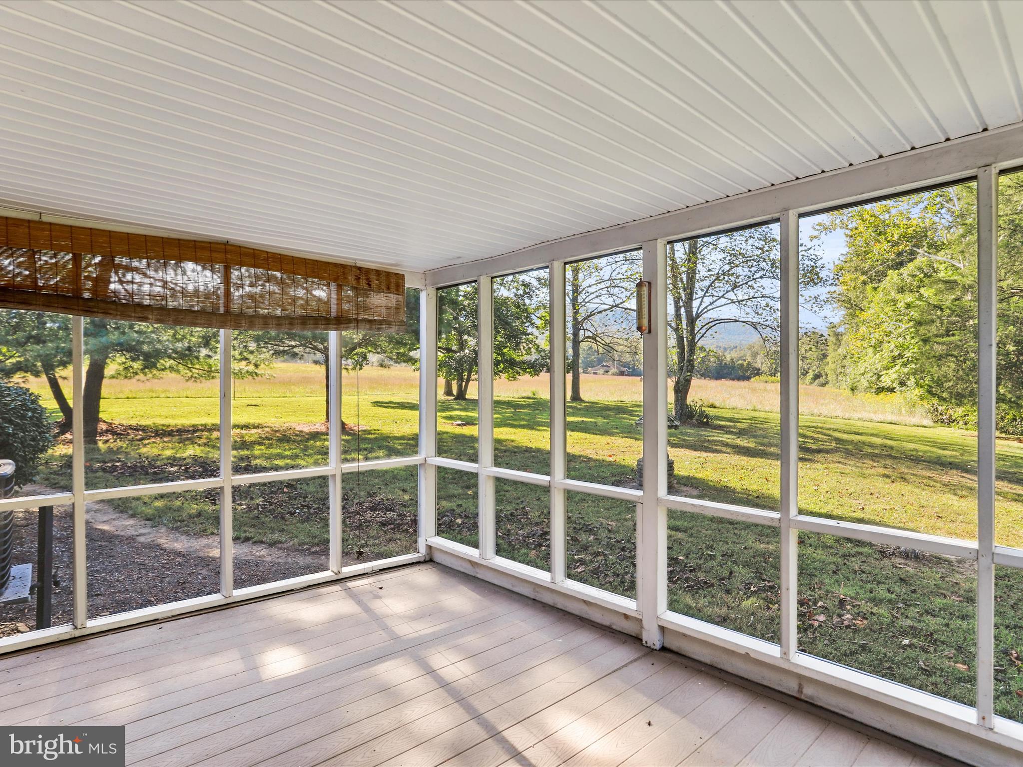 SLEEPY CREEK - Residential