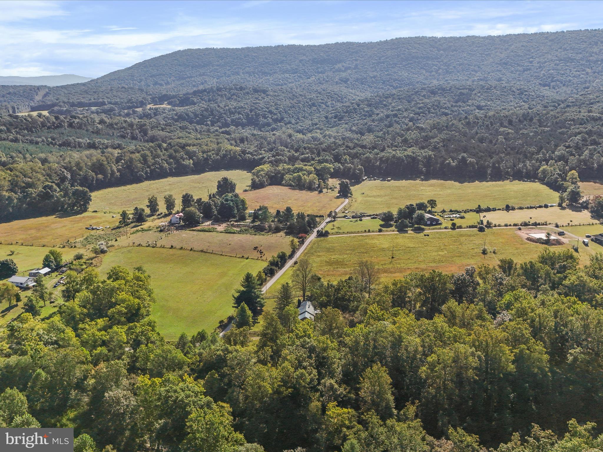 SLEEPY CREEK - Residential