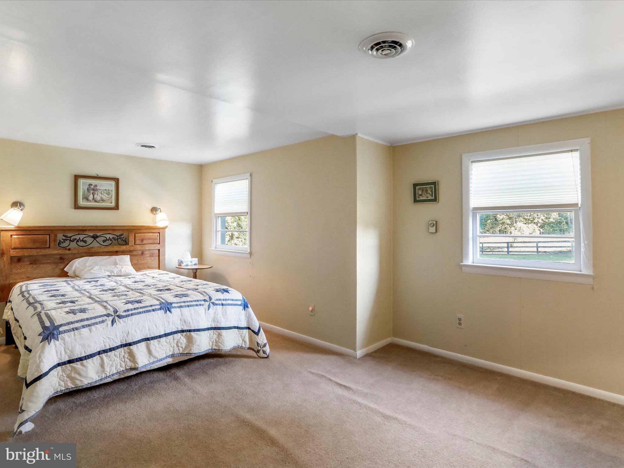 SLEEPY CREEK - Residential