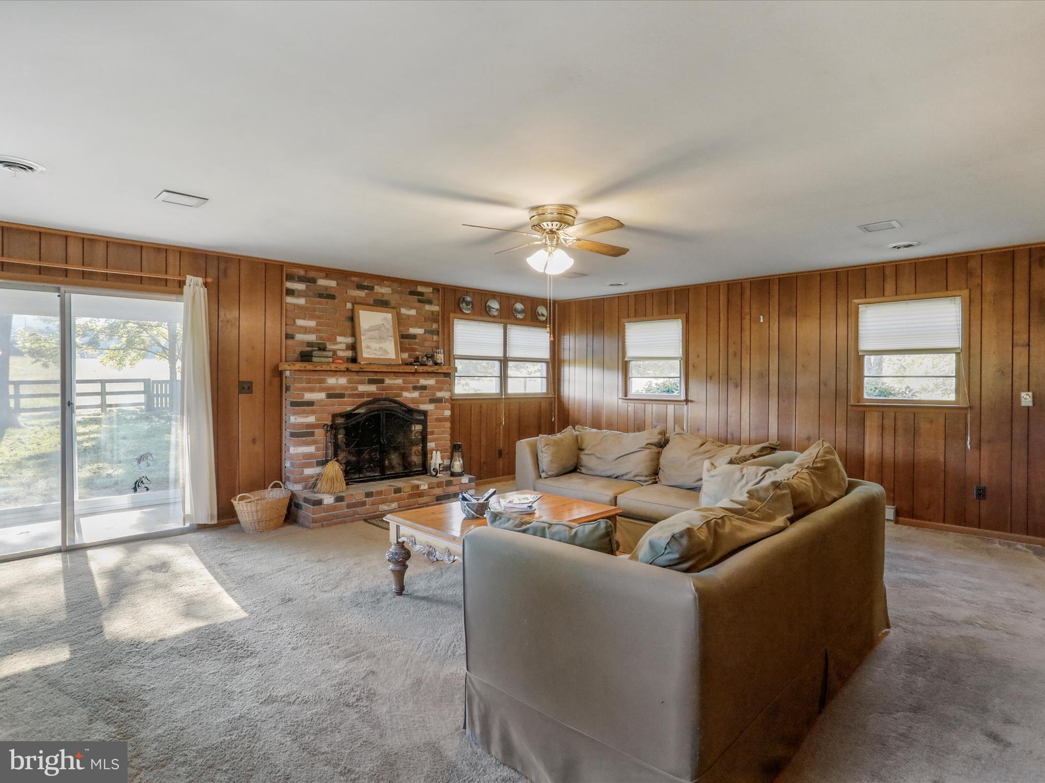 SLEEPY CREEK - Residential