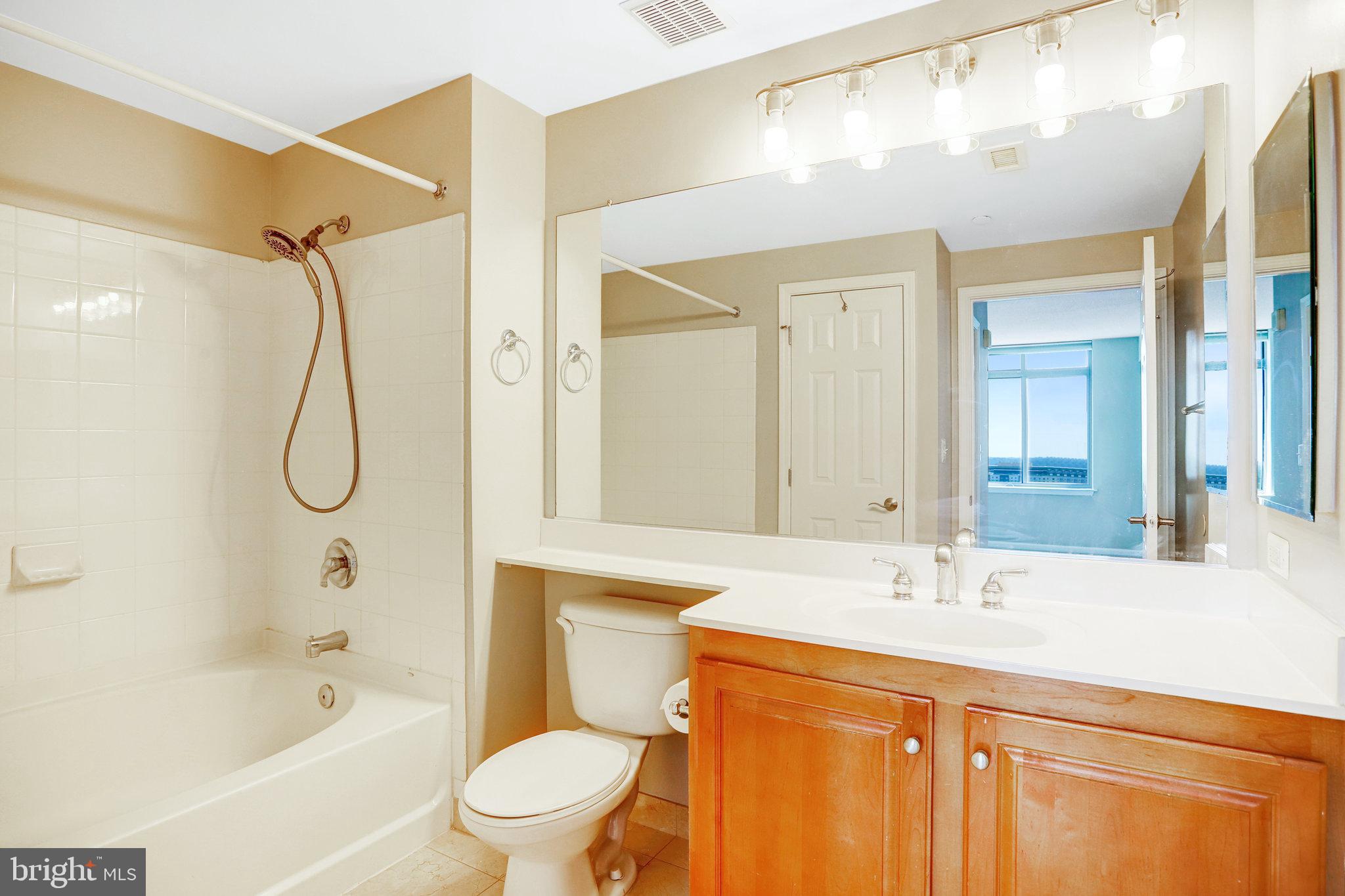 THE GALLERY - Residential Lease