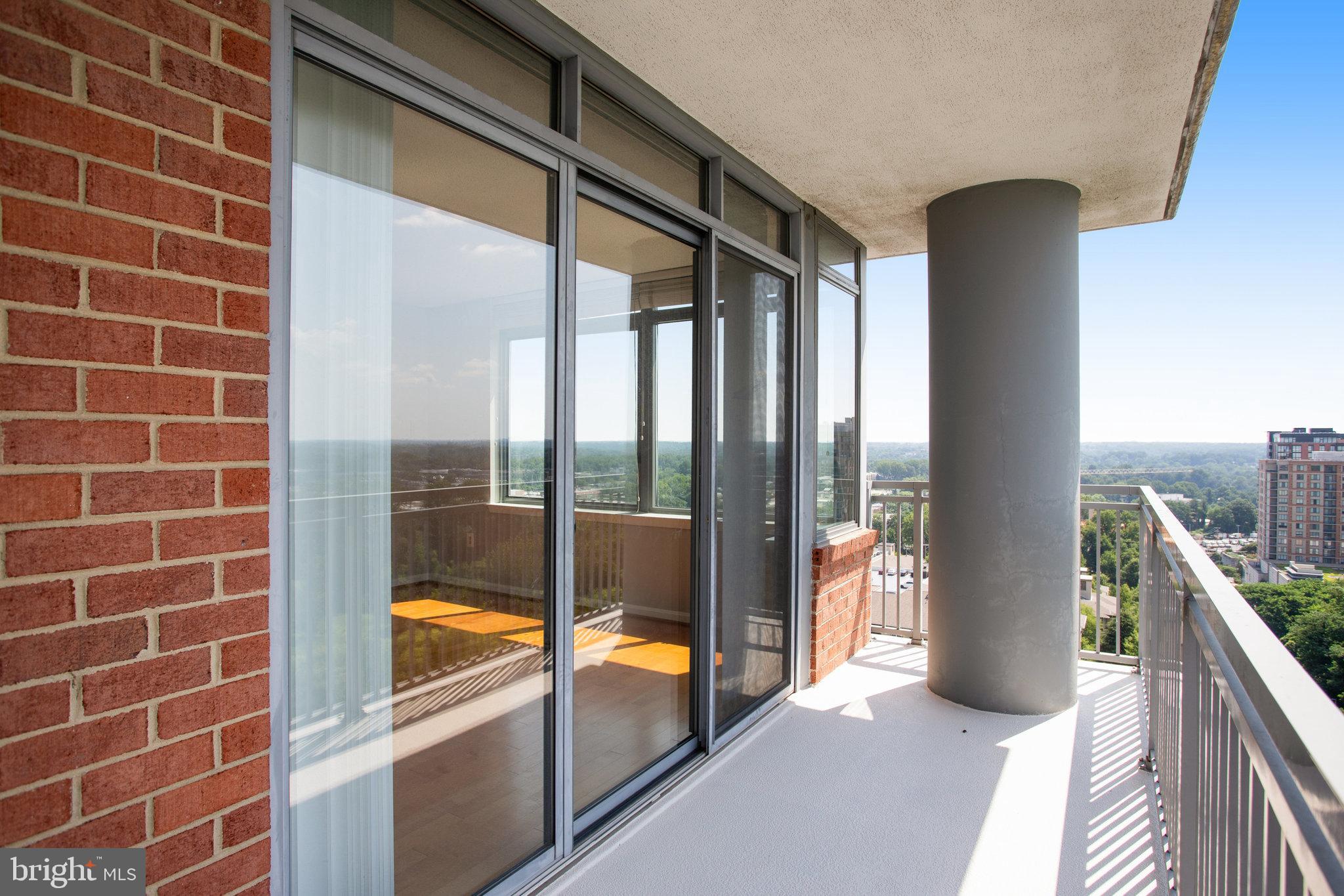 THE GALLERY - Residential Lease