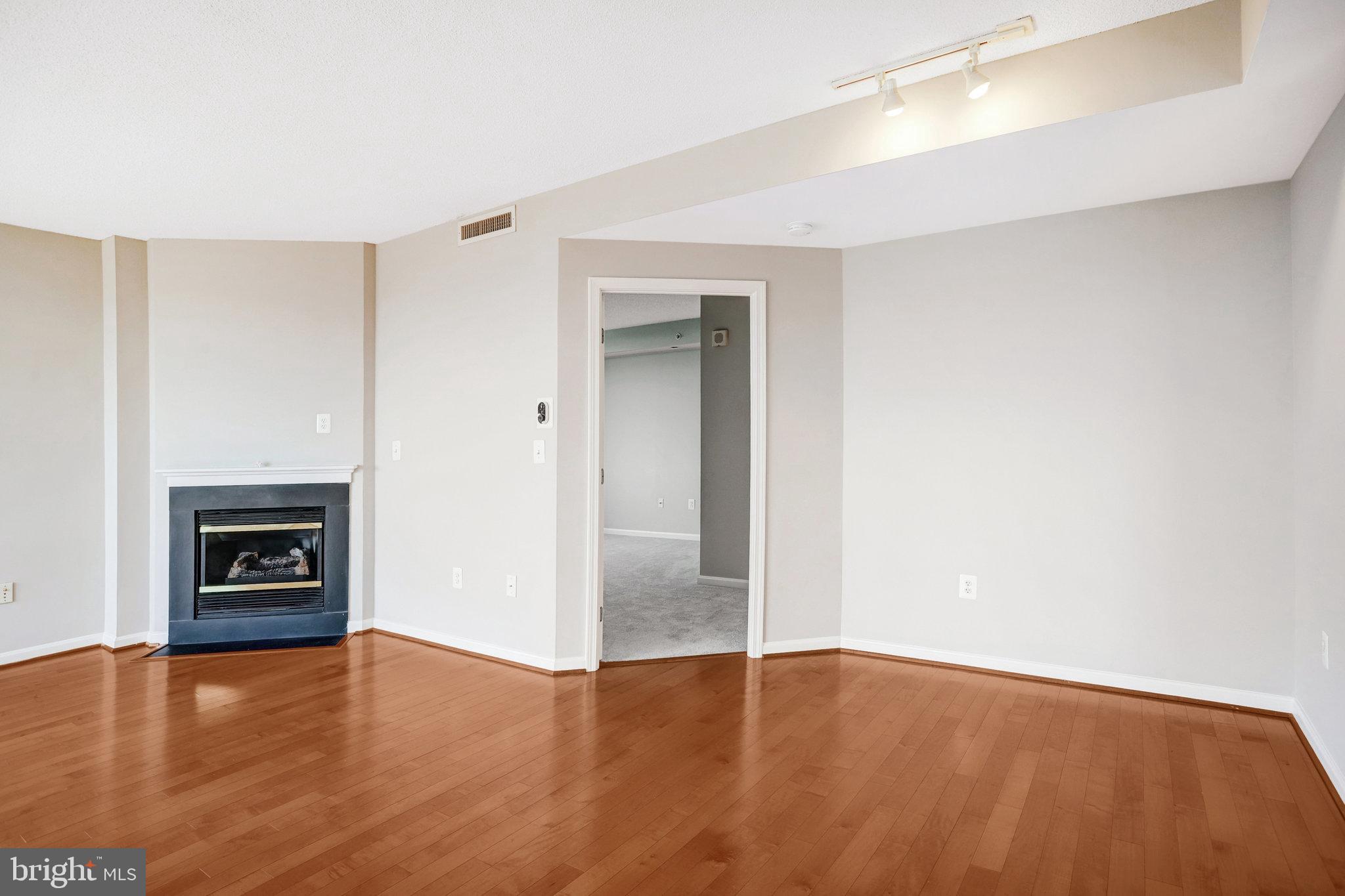 THE GALLERY - Residential Lease