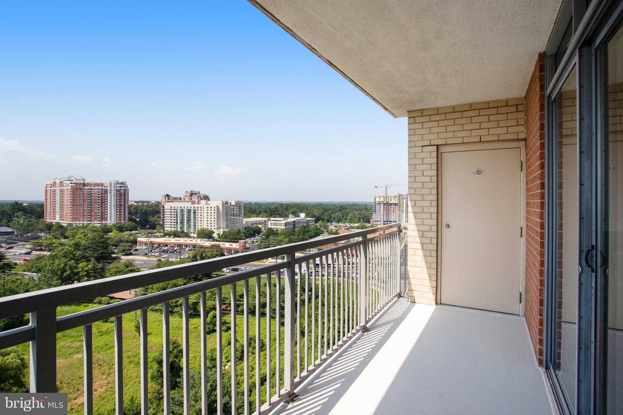 THE GALLERY - Residential Lease