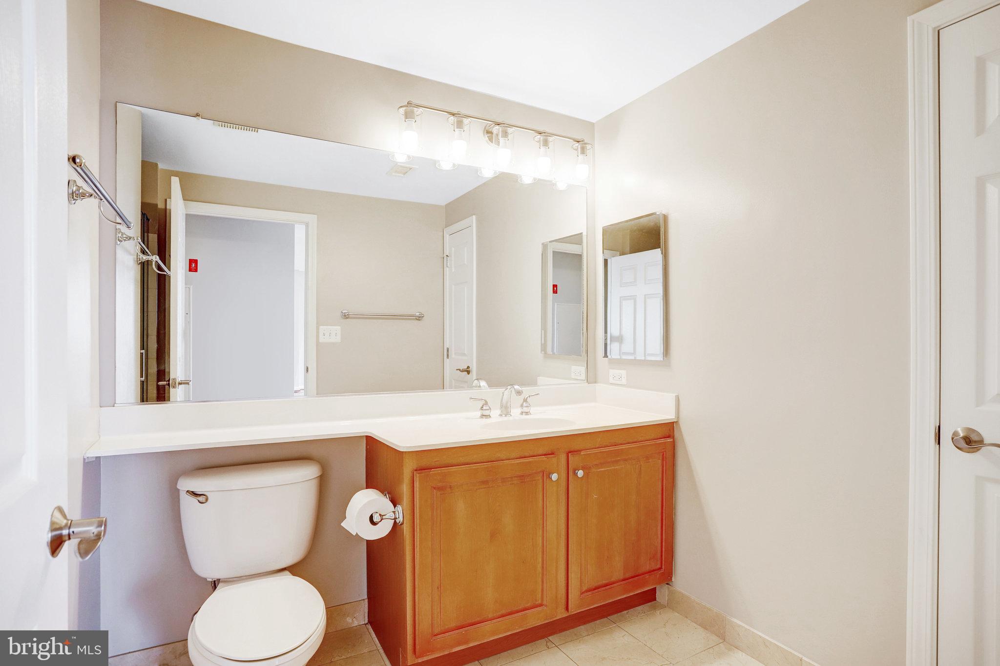 THE GALLERY - Residential Lease