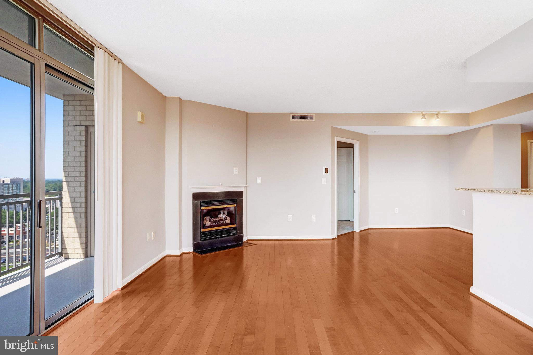 THE GALLERY - Residential Lease