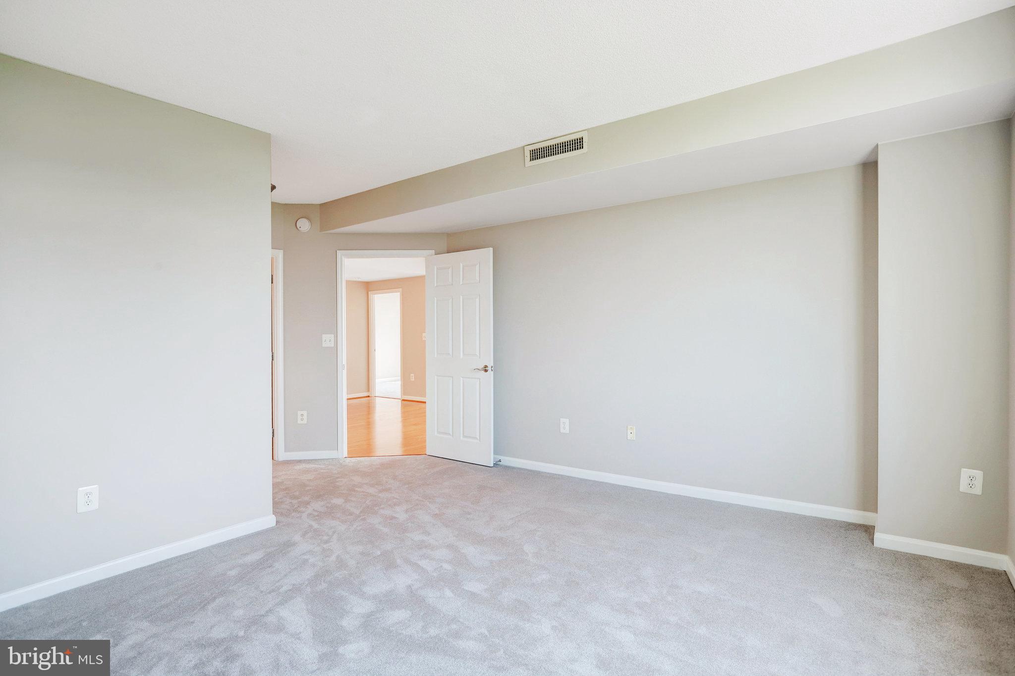 THE GALLERY - Residential Lease