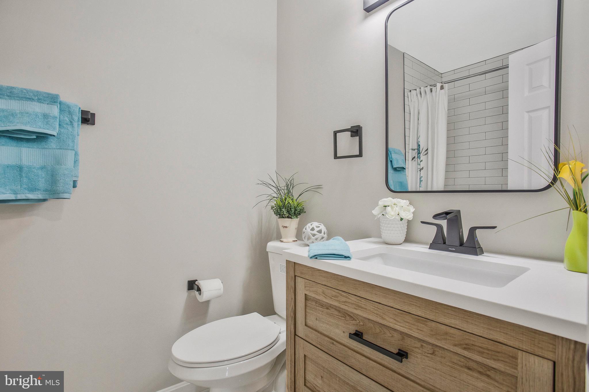 HUNTINGTON NEIGHBORHOOD - Residential